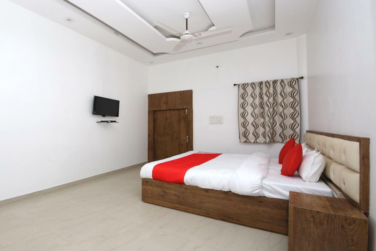 Oyo 38414 Rain Basera Resort Jabalpur Exteriör bild