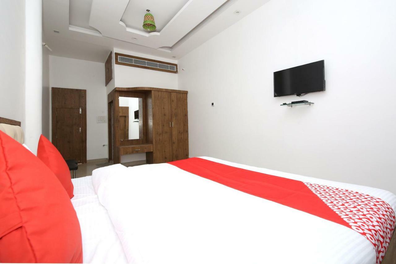Oyo 38414 Rain Basera Resort Jabalpur Exteriör bild